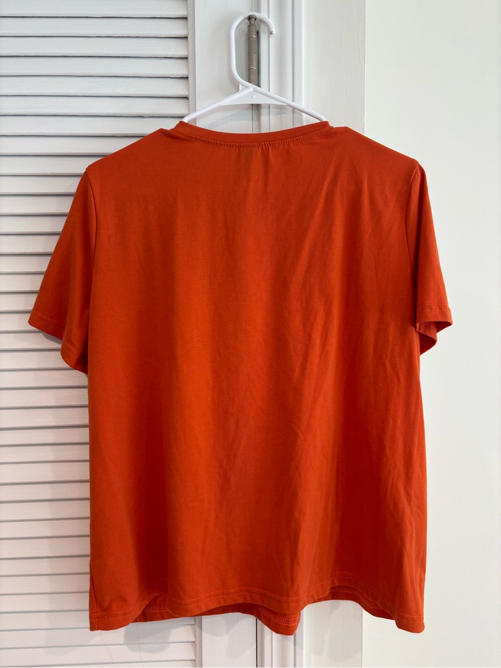 SHEIN Bright Orange Short Sleeve Tee with Sun Stitch - Picture 3 of 4